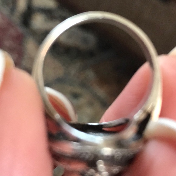 Art Deco Onyx and Marcasite Sterling Silver Ring - Picture 6 of 7